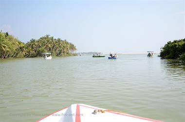 Poovar, Backwater Cruise,_DSC_8704_H600